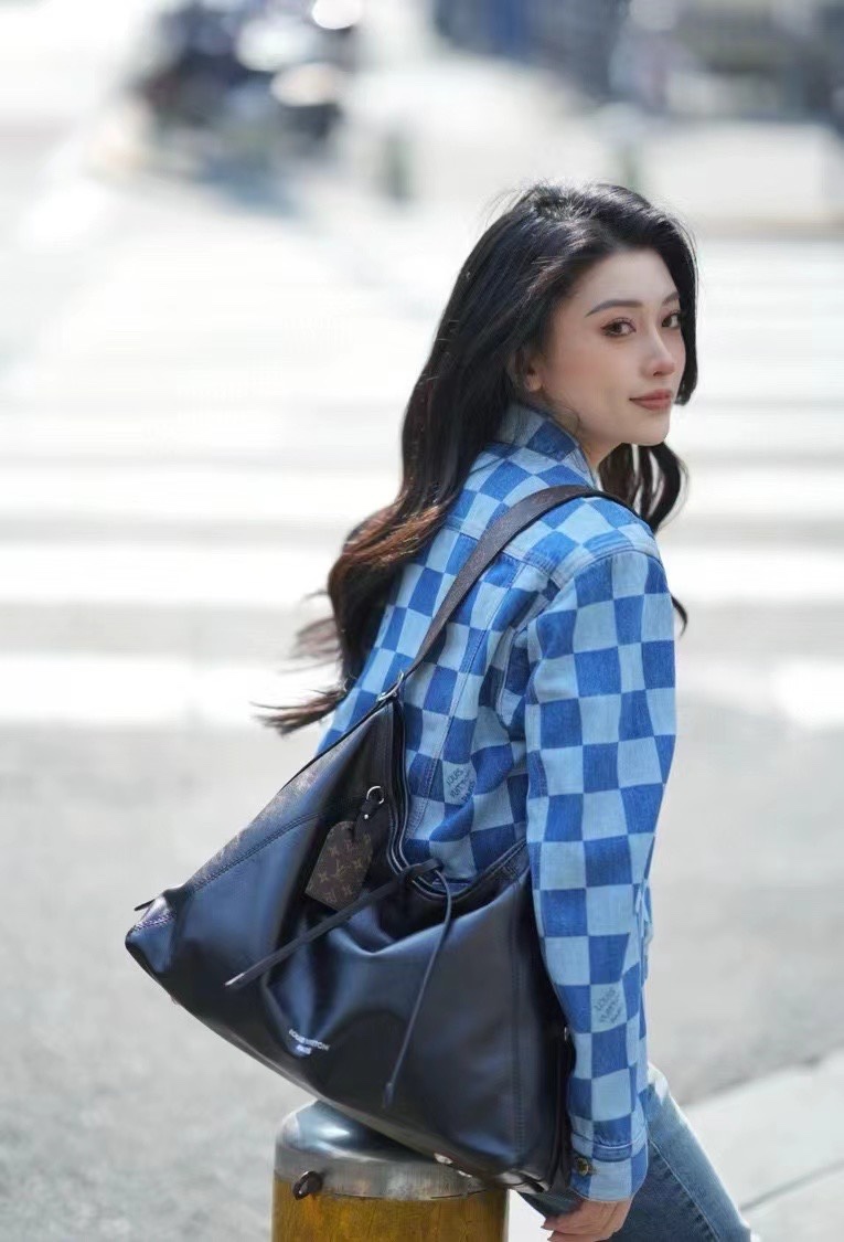 Louis Vuitton Satchel Bags